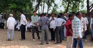 અમૂલ જમીન ખરીદી વિવાદ: વિરપુરમાં Protest ઉગ્ર, ૪૦ હજારનો ગુંઠો ૪ લાખમાં ખરીદ્યાનો આક્ષેપ