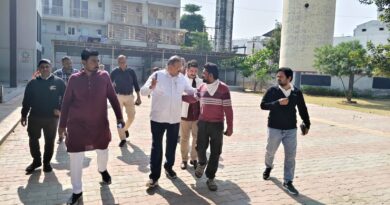 ગાંધીનગર કલેક્ટર મેહુલ દવે દ્વારા પાલજ મતદાન મથકની મુલાકાત લેવામાં આવી