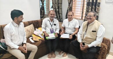 SIR-2025: गांधीनगर कलेक्टर मेहुल दवेने दहेगाम शहरी क्षेत्र में विशेष सघन सुधार कार्यक्रम का निरीक्षण किया