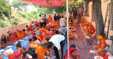 સાદરાની પવિત્ર શ્રીનાથજી મઢી ખાતે પરમ પૂજ્ય ઓમકારનાથજીની ૨૫મી પુણ્યતિથિ નિમિત્તે ભંડારાનું આયોજન