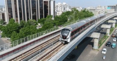 अहमदाबाद मेट्रो का होगा विस्तार: गिफ्ट सिटी से IIT गांधीनगर तक दौड़ेगी ट्रेन, मोदी कैबिनेट ने ₹1067 करोड़ के प्रोजेक्ट को दी मंजूरी