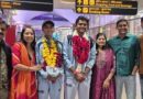 अंडर-19 वर्ल्ड कप के हीरो वेदांत और खिलन लौटे घर: अहमदाबाद एयरपोर्ट पर उमड़ा जनसैलाब