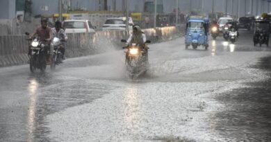 सूरत में जलप्रलय: कामरेज में महज 8 घंटे में 8.31 इंच भारी बारिश, चारों तरफ भरा पानी
