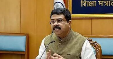 BREAKING: देशव्यापी छात्र आंदोलन के आगे झुकी केंद्र सरकार, शिक्षा मंत्री धर्मेंद्र प्रधान ने दिया इस्तीफा