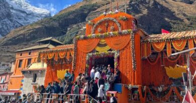 बद्रीनाथ धाम में दान चोरी के आरोपों से हड़कंप: मंदिर समिति ने दिए आंतरिक जांच के आदेश, अधिकारियों को कारण बताओ नोटिस जारी