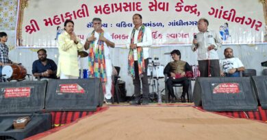 શ્રી મહાકાળી માતાજીના મંદિરે મહા આરતી સાથે ‘શ્રી મહાકાળી મહાપ્રસાદ સેવા કેન્દ્ર’નો પ્રારંભ