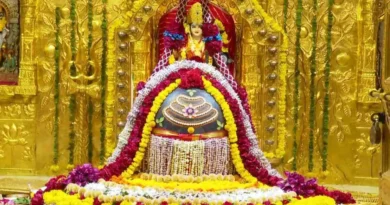 सोमनाथ महादेव मंदिर में श्रावण मास पर उमड़ी श्रद्धालुओं की भीड़