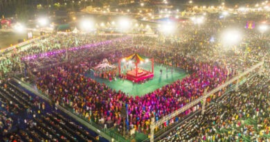 वाइब्रेंट नवरात्रि में पास फीस को लेकर गरमाई राजनीति, कांग्रेस का सरकार पर हमला